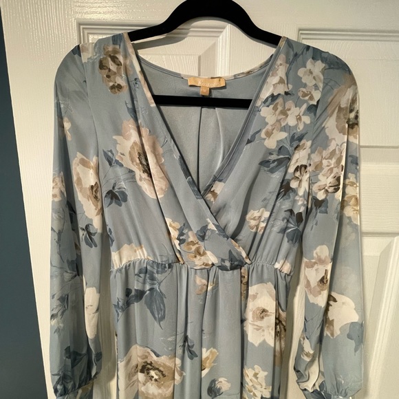 Floral Chiffon Maternity Maxi Dress - Picture 5 of 7